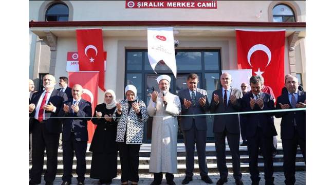 Başkan Erbaş Şıralık Mahalle Camii’nin açılışını gerçekleştirdi