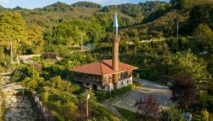 İnancın ve Sanatın İzleri: Hemşin Köyü Cami