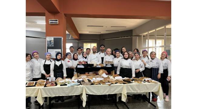 Düzce Üniversitesi Gastronomi Bölümü Öğrencilerinden Yaratıcı Sergi