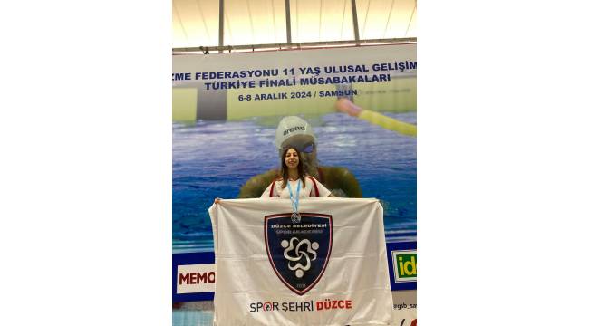 Nefin Olur, 11 Yaş Ulusal Gelişim Ligi Finalinde Altın Madalya Kazandı