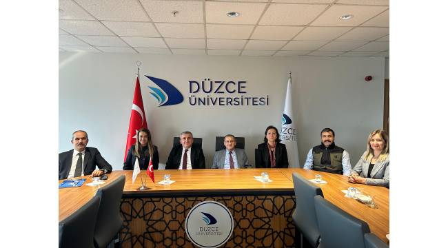 DÜZCE ÜNİVERSİTESİ VE AKÇAKOCA BELEDİYESİ ORTAKLIĞIYLA SÜRDÜRÜLEBİLİR GELECEK İÇİN GÜÇLÜ ADIMLAR