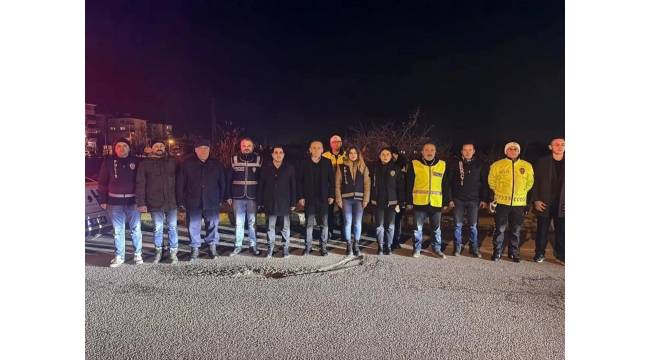 Kaymakam Deniz Pişkin, Yeni Yılın İlk Ziyaretlerini Sağlık ve Güvenlik Çalışanlarına Gerçekleştirdi