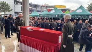 Şehit Mustafa Bazna tekbirlerle ve dualarla uğurlandı