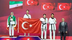 Türkiye Açık Taekwondo Şampiyonasında 3 Madalya