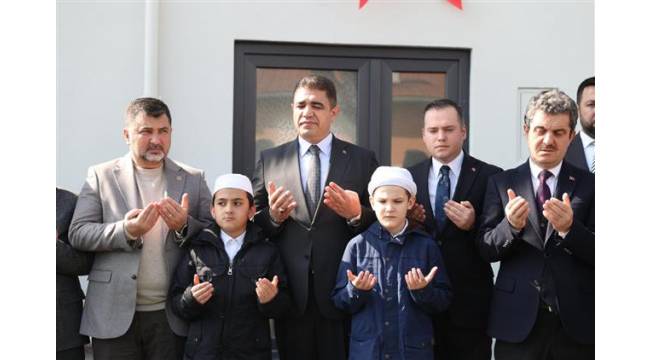 Cumayeri Yaka Mahalle Cami Dualarla İbadete Açıldı